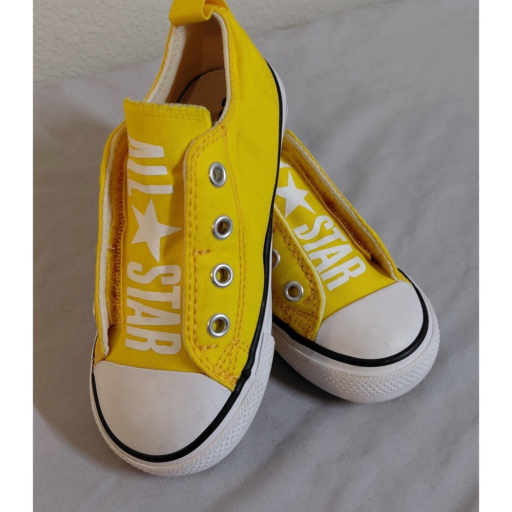 Converse All Star Toddler Yellow Slip-On Sneakers Size 8 NEW Without Box